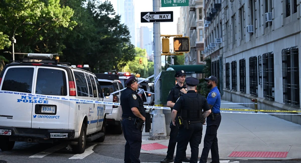Manhattan Stabbing Spree: Suspect Arrested, Possible Hate Crime (2026)